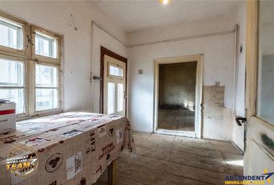 Casă cu Teren 384 Mp în Simeria - 14