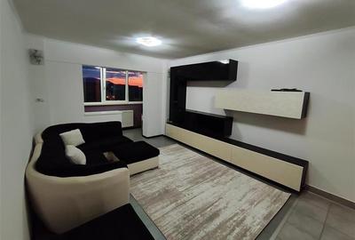 Apartament cu 3 camere decomandat, mobilat în Tractorul - 1