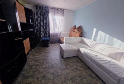 Garsonieră semidecomandată în Uzina 2 - 3