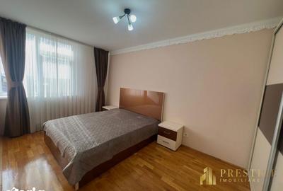 Apartament cu 3 camere decomandat, mobilat în Nufărul - 17