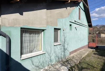 Casă cu 2 camere cu Teren 400 Mp în Central - 4