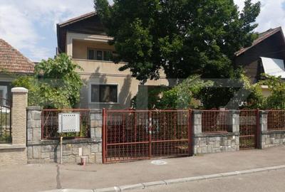 Casa individula, 293 mp, teren 693 mp, Pucioasa central - 1
