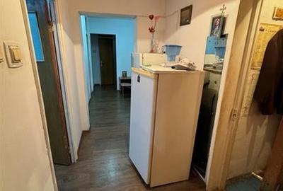 Vanzare Apartament 4 Camere Semidecomandat Piata Sudului-Tulnici - 5