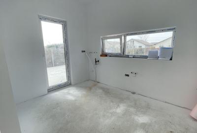 Casă individuală cu 3 camere cu Canalizare în Bucovăț (Remetea Mare) - 12