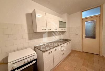 Apartament cu 3 camere, centrala proprie, zona Soarelui - 5