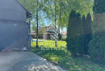 Casa cu piscina si 5 camere in Dinias - 15