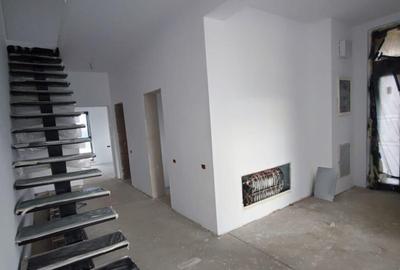 Casa 4 Camere Cartierul Stupini - 6