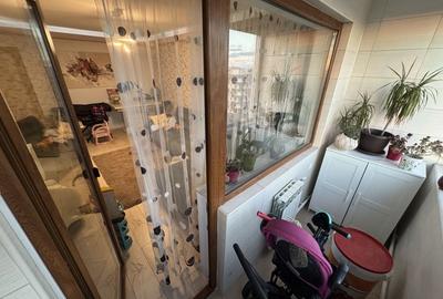 Apartament 3 camere zona Km 4 5 - 8