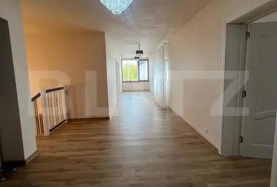 Casă cu 4 camere cu Teren 800 Mp în Central - 7