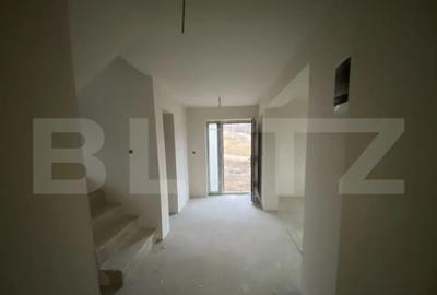 Casă cu 4 camere cu Teren 500 Mp în Central - 7