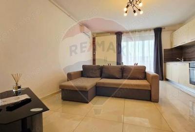 Apartament cu 3 camere si loc de parcare de inchiriat zona AFI - 2