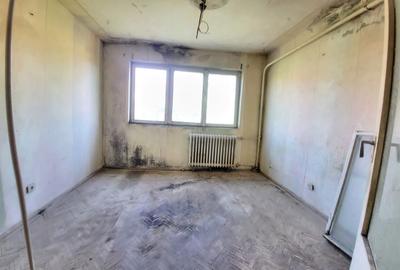 Garsonieră decomandată în Complex Studențesc - 1