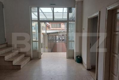 Spa?iu comercial de inchiriat, 150 mp, in zona Piata Mica Spa?iu comercial de inchiriat, 150 mp, in zona Piata Mica - 8