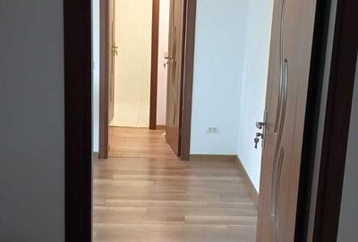 Apartament cu 3 camere semidecomandat în Tătărași - 4