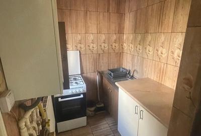 Apartament cu 3 camere semidecomandat în Central - 4