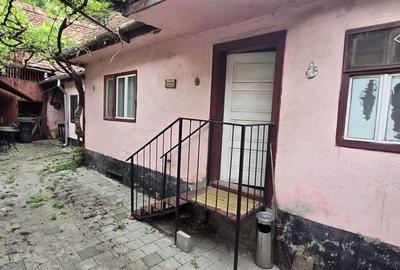 Casă cu 3 camere în Rășinari