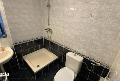 Apartament cu 4 camere decomandat în Eminescu
