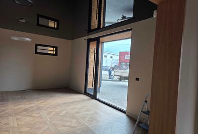 Spațiu comercial, de 250 mp, în Central - 10