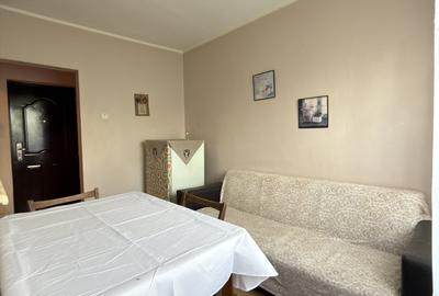 Apartament cu 3 camere nedecomandat, mobilat în Dacia - 5