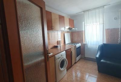 Apartament cu 3 camere decomandat în Central - 3