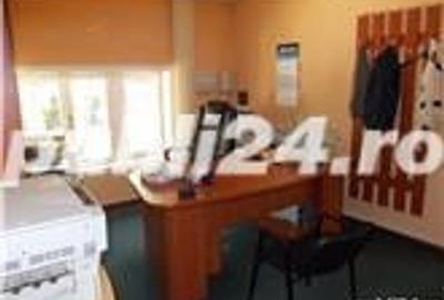 Spațiu comercial, de 1,500 mp, în Central - 2