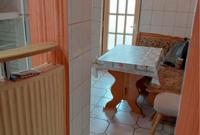 Inchiriez apartament 3 camere Oradea, in rogerius - 3