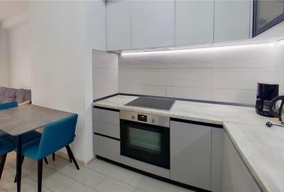 Apartament cu 2 camere decomandat în Tractorul - 4