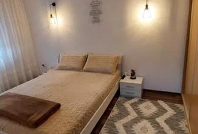 Apartament cu 3 camere semidecomandat în Lugojului