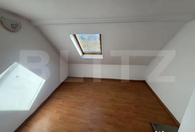 Spațiu comercial, de 330 mp, în Central - 7