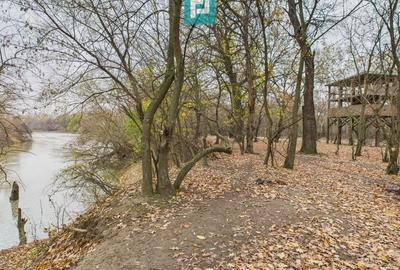 Teren pe malul Muresului- oportunitati multiple - 1