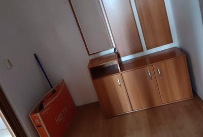 Apartament cu 3 camere semidecomandat în Central - 8