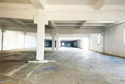 Spațiu comercial, de 250 mp, în Aluniș - 1