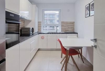 Apartament cu 2 camere decomandat, mobilat în Tractorul - 11