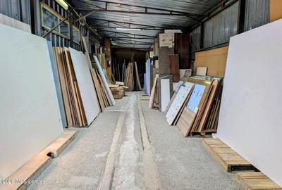 Spațiu comercial, de 550 mp, în Central - 12