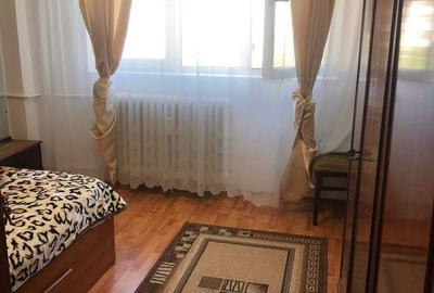 Apartament cu 2 camere decomandat, mobilat în Militari