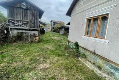 Casă cu 4 camere în Drăganu - 1