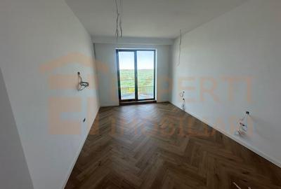 Apartament cu 3 camere decomandat în Sud - 9