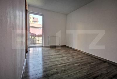 Apartament semidecomandat, de vanzare, cu 1 camera, 39 mp, zona Florilor - 3