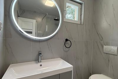 Apartament cu 3 camere decomandat în Cornișa - 7