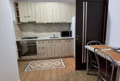 Apartament cu 2 camere decomandat în Brăilei - 2