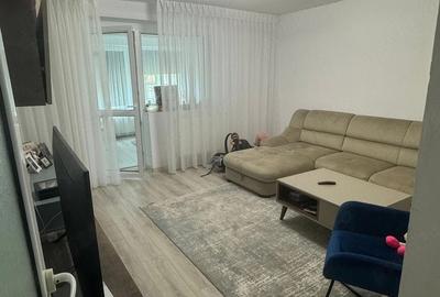 Apartament cu 4 camere decomandat în Central - 2