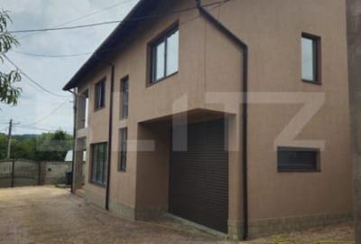 Casă cu 4 camere cu Teren 2360 Mp în Central - 15