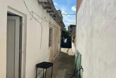 Casă cu 4 camere cu Canalizare în Tomis II - 1