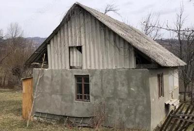 Teren de 2454 mp, în Runcu - 1