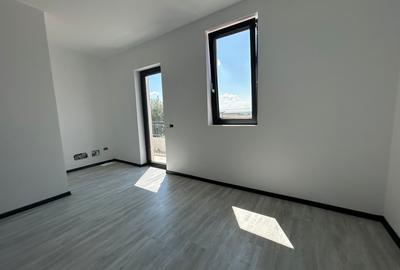 Duplex cu 4 camere cu Canalizare în Popas Păcurari - 3