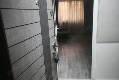 Garsonieră decomandată în CET - 8