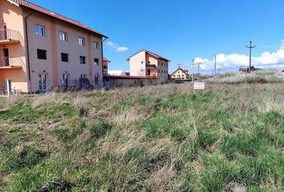 Teren de 1316 mp, în Central - 8