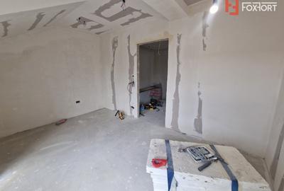 Duplex cu 4 camere cu Canalizare în Moșnița Veche - 4