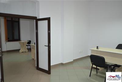 Casa si Spatiu Comercial de Zona Semicentrala - 10