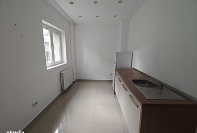 Apartament cu 4 camere în Primăverii - 8